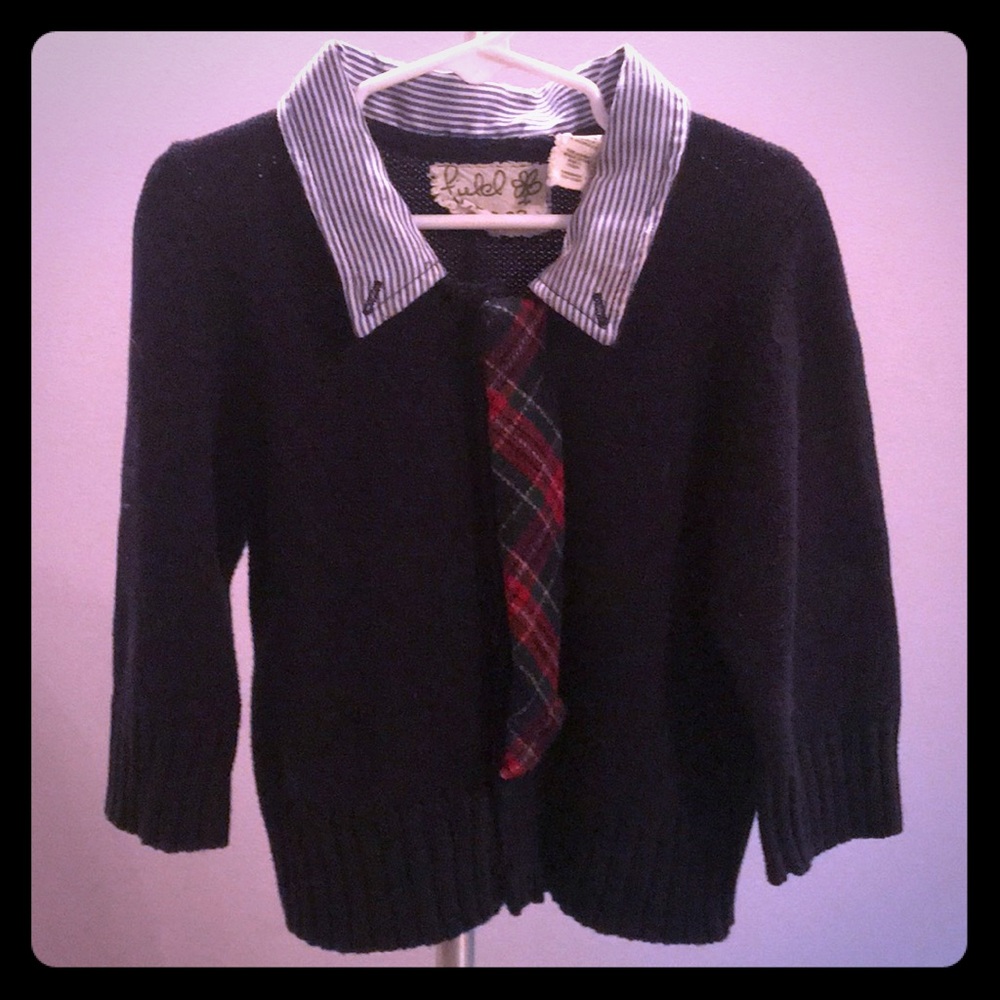 Boys sweater ⭐️New Listing ⭐️